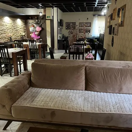 Garni Hotel