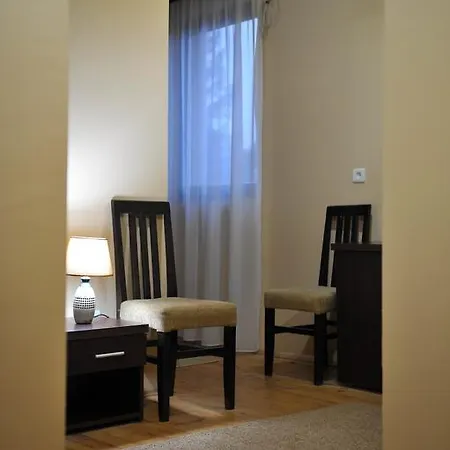 Hotel Garni 2*
