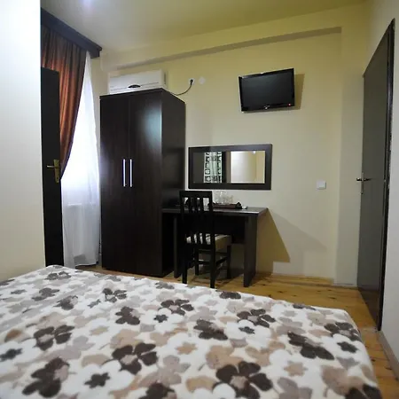 Garni Hotel 2*